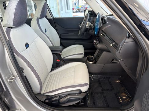Certified 2026 MINI Cooper 4-Door Hardtop FWD image 26