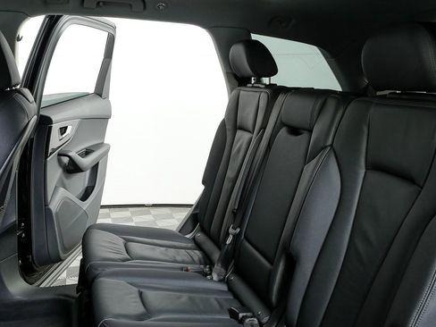 Used 2023 Audi Q7 2.0T Premium w/ Towing Package image 20