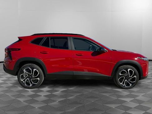 New 2026 Chevrolet Trax RS w/ Sunroof Package image 2