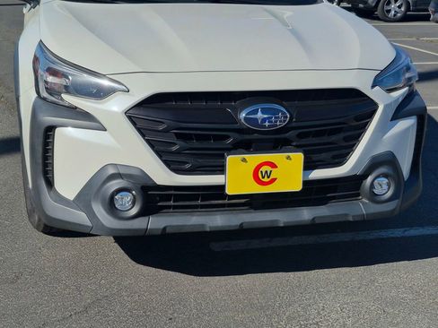 Used 2023 Subaru Outback Onyx Edition w/ Popular Package #2 image 9