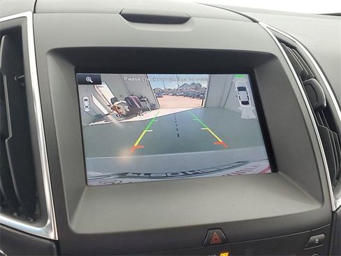 Used 2015 Ford Edge Titanium w/ Equipment Group 302A image 28