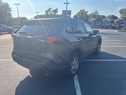 Used 2025 Toyota RAV4 XLE AWD/4WD image 4