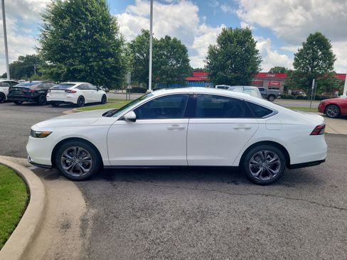 New 2026 Honda Accord EX-L image 6