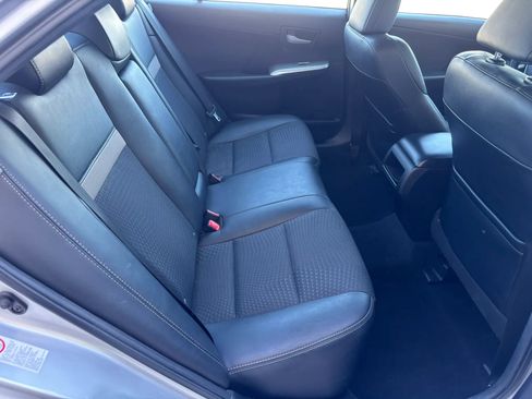 Used 2014 Toyota Camry SE w/ Fleet Convenience Package FWD image 13