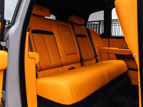 New 2026 Rolls-Royce Cullinan Black Badge image 56