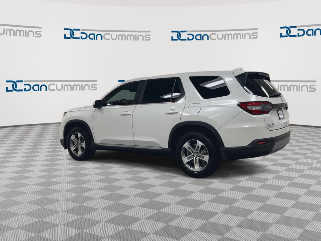 Used 2023 Honda Pilot EX-L image 6