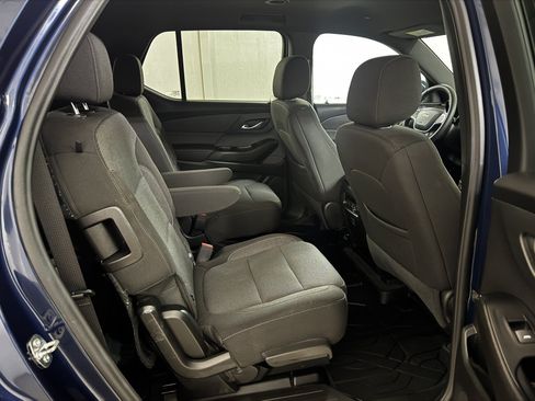Used 2023 Chevrolet Traverse LT AWD/4WD image 61