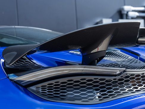 Used 2026 McLaren 750S RWD image 15