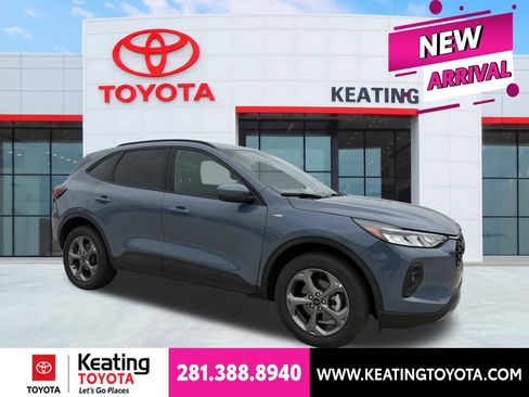 Used 2025 Ford Escape ST-Line Select AWD/4WD image 1