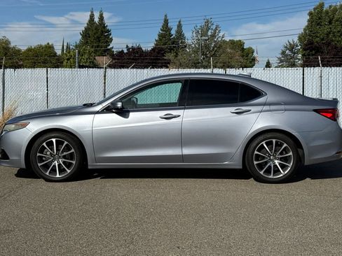 Used 2015 Acura TLX V6 w/ Technology Package FWD image 2