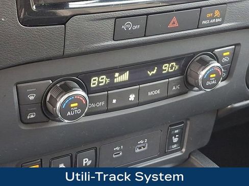 Used 2024 Nissan Frontier SV w/ Hardbody Edition image 19