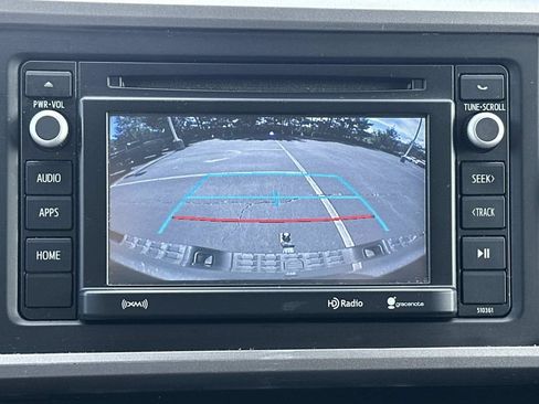 Used 2019 Toyota Tacoma SR5 RWD image 33