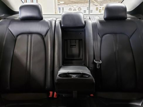 Used 2016 Lincoln MKZ w/ Equipment Group 300A Reserve FWD image 15