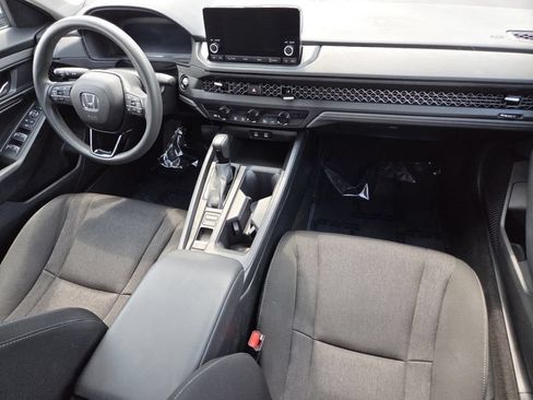 Certified 2023 Honda Accord EX image 25
