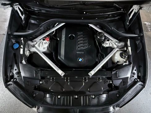 Used 2023 BMW X6 xDrive40i w/ M Sport Package AWD/4WD image 55
