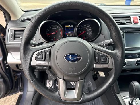Used 2017 Subaru Outback 2.5i image 15