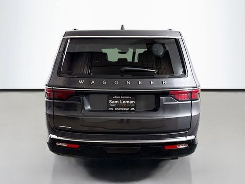 Used 2023 Jeep Wagoneer L 4WD image 6