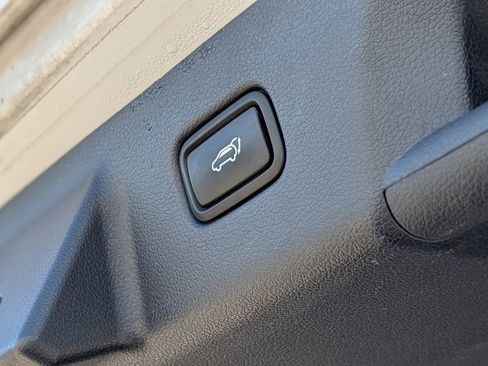 Used 2020 Hyundai Palisade SEL w/ Premium Package FWD image 21