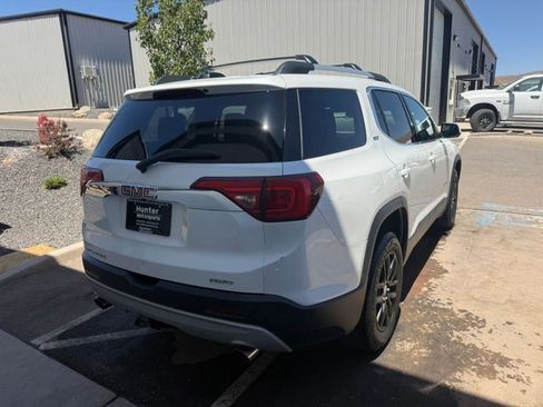 Used 2018 GMC Acadia SLT AWD/4WD image 8
