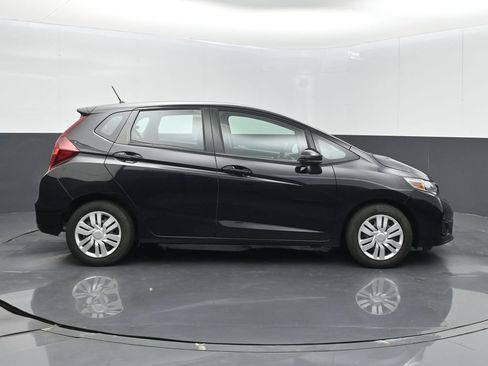 Used 2019 Honda Fit LX image 5