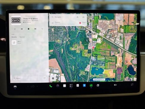 Used 2022 Tesla Model X Plaid AWD/4WD image 35