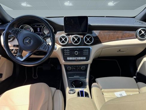 Used 2019 Mercedes-Benz CLA 250 image 7