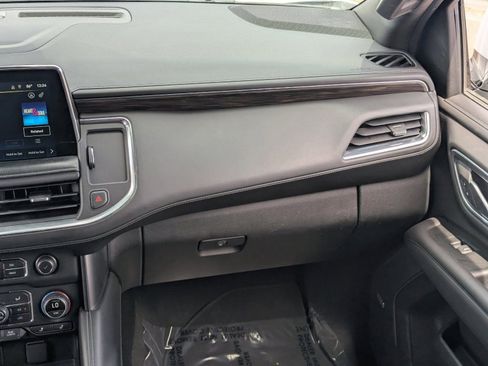 Used 2022 Chevrolet Tahoe LT w/ LT Signature Plus Package image 18