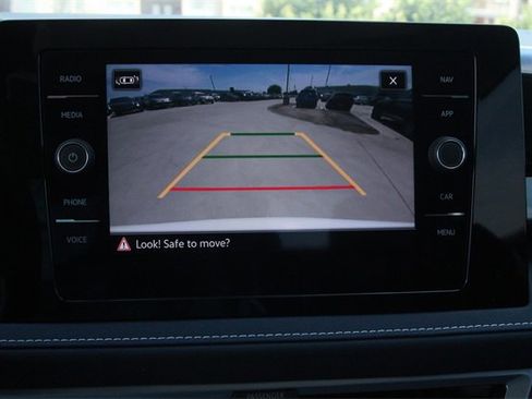 New 2025 Volkswagen Taos SEL image 12