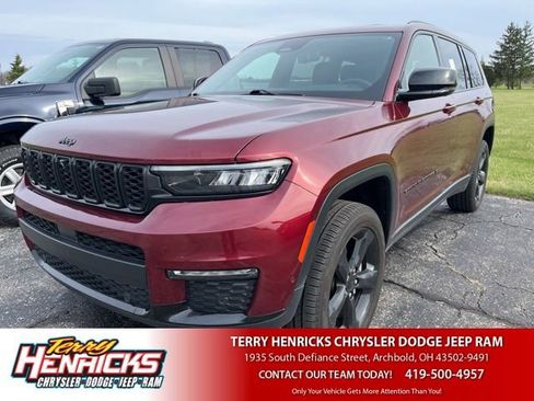 Used 2024 Jeep Grand Cherokee L Limited w/ Luxury Tech Group II image 1