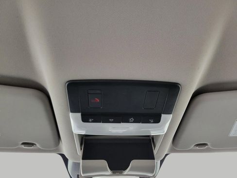 Used 2025 Nissan Rogue SV image 18