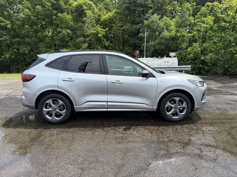 Used 2024 Ford Escape ST-Line AWD/4WD image 11