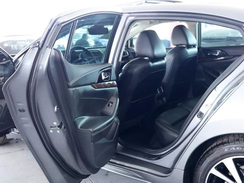Used 2018 Nissan Maxima Platinum FWD image 31
