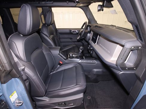 New 2025 Ford Bronco Outer Banks image 13