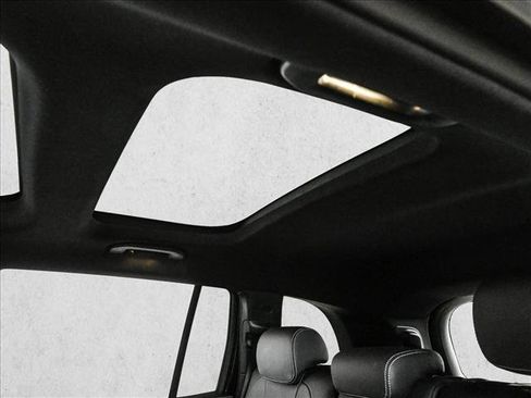 Certified 2022 Mercedes-Benz GLB 250 GLB 250 image 21