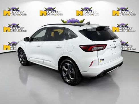 Used 2023 Ford Escape ST-Line w/ Equipment Group 301A AWD/4WD image 7
