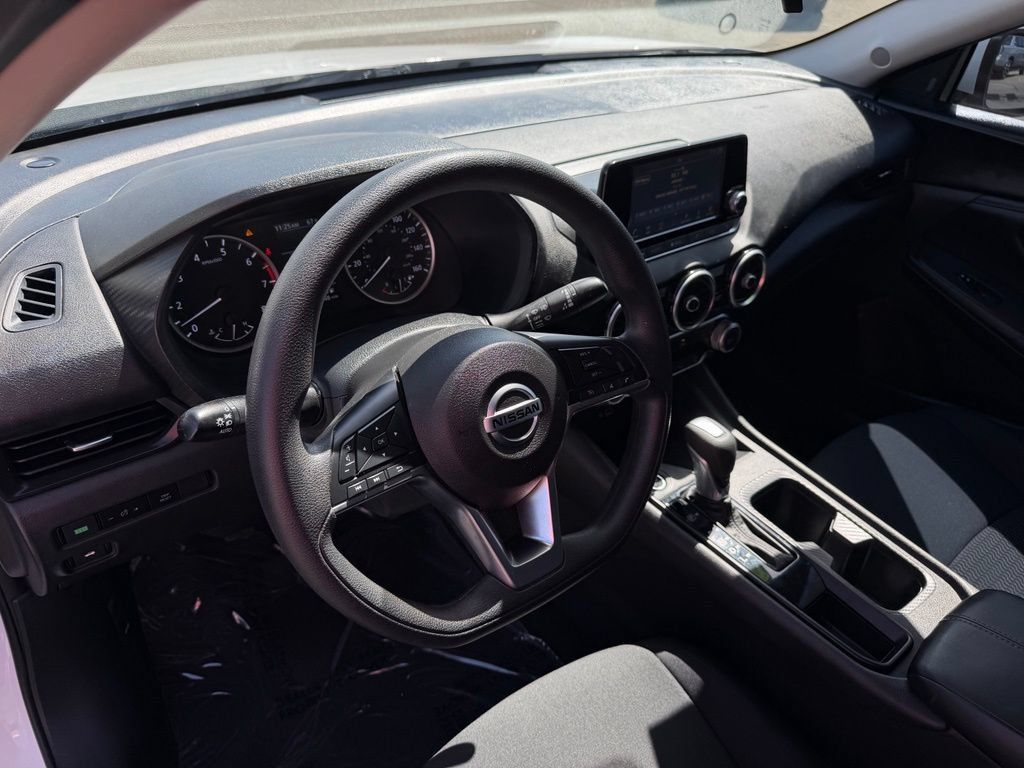 Used 2023 Nissan Sentra S FWD image 16