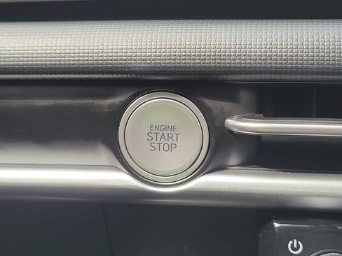 Used 2026 Hyundai Tucson SEL FWD image 18