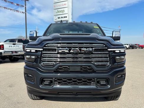 New 2026 RAM 2500 Laramie w/ Sport Appearance Package AWD/4WD image 3