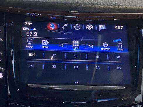 Used 2020 Cadillac Escalade Luxury image 26