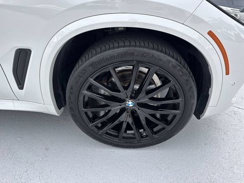 Used 2023 BMW X5 xDrive40i w/ M Sport Package AWD/4WD image 60