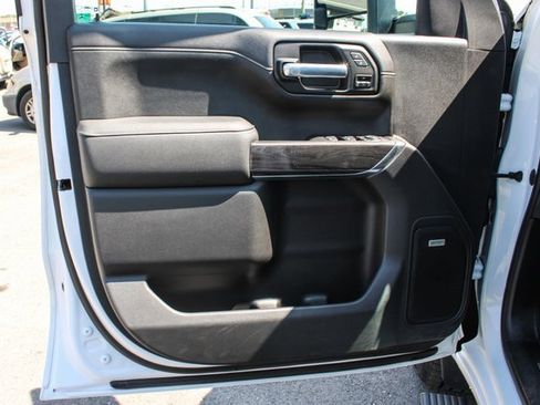 Used 2021 Chevrolet Silverado 1500 LTZ w/ Technology Package image 10