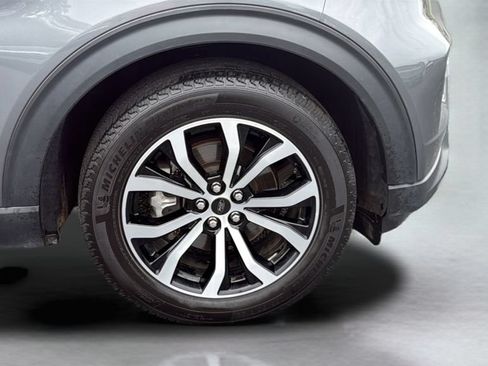 Used 2022 Ford Explorer ST AWD/4WD image 25