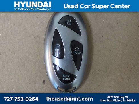 Certified 2024 Hyundai Elantra SEL FWD image 30