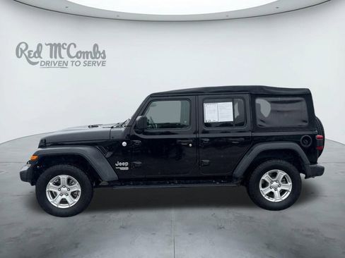 Used 2018 Jeep Wrangler Unlimited Sport S image 2