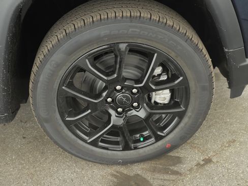 New 2026 Jeep Compass Latitude image 4