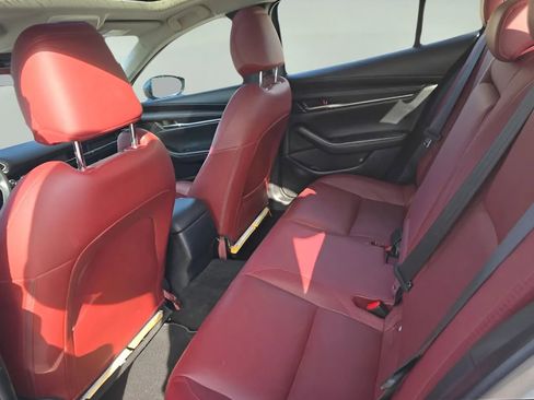 Used 2024 MAZDA MAZDA3 s image 14