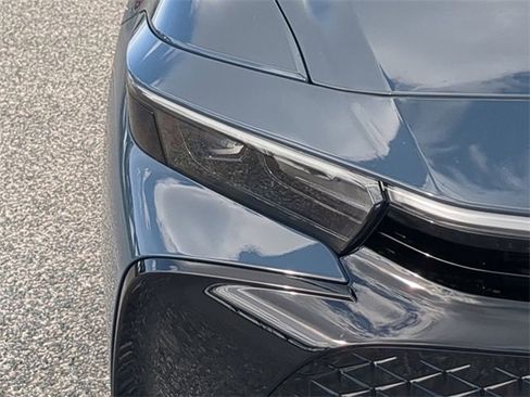 New 2026 Toyota Crown XLE image 10