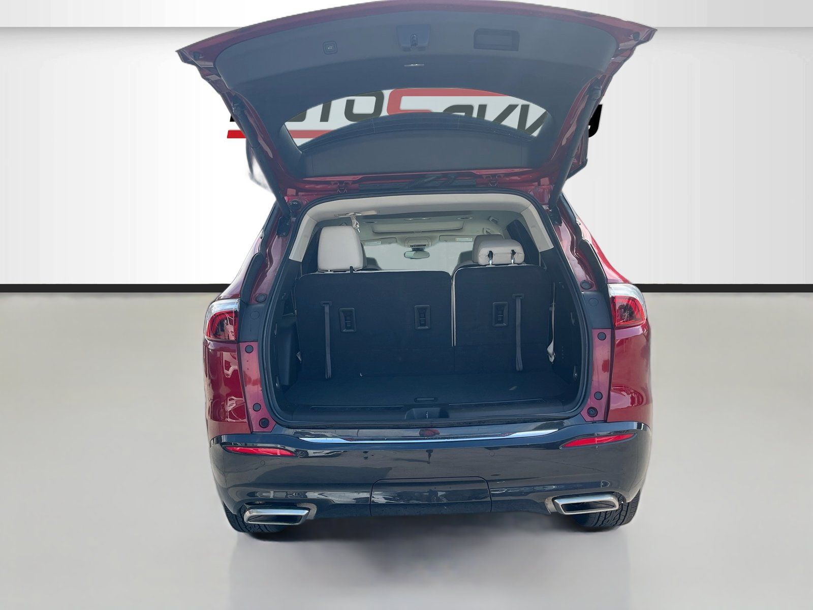 Used 2024 Buick Enclave Essence w/ Experience Buick Package FWD image 28