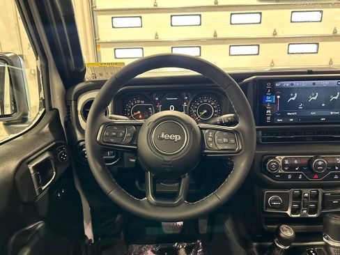 New 2026 Jeep Gladiator Sport image 27