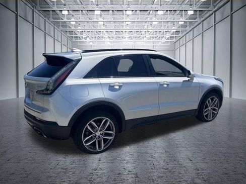 Used 2019 Cadillac XT4 Sport w/ Driver Awareness Package FWD image 6
